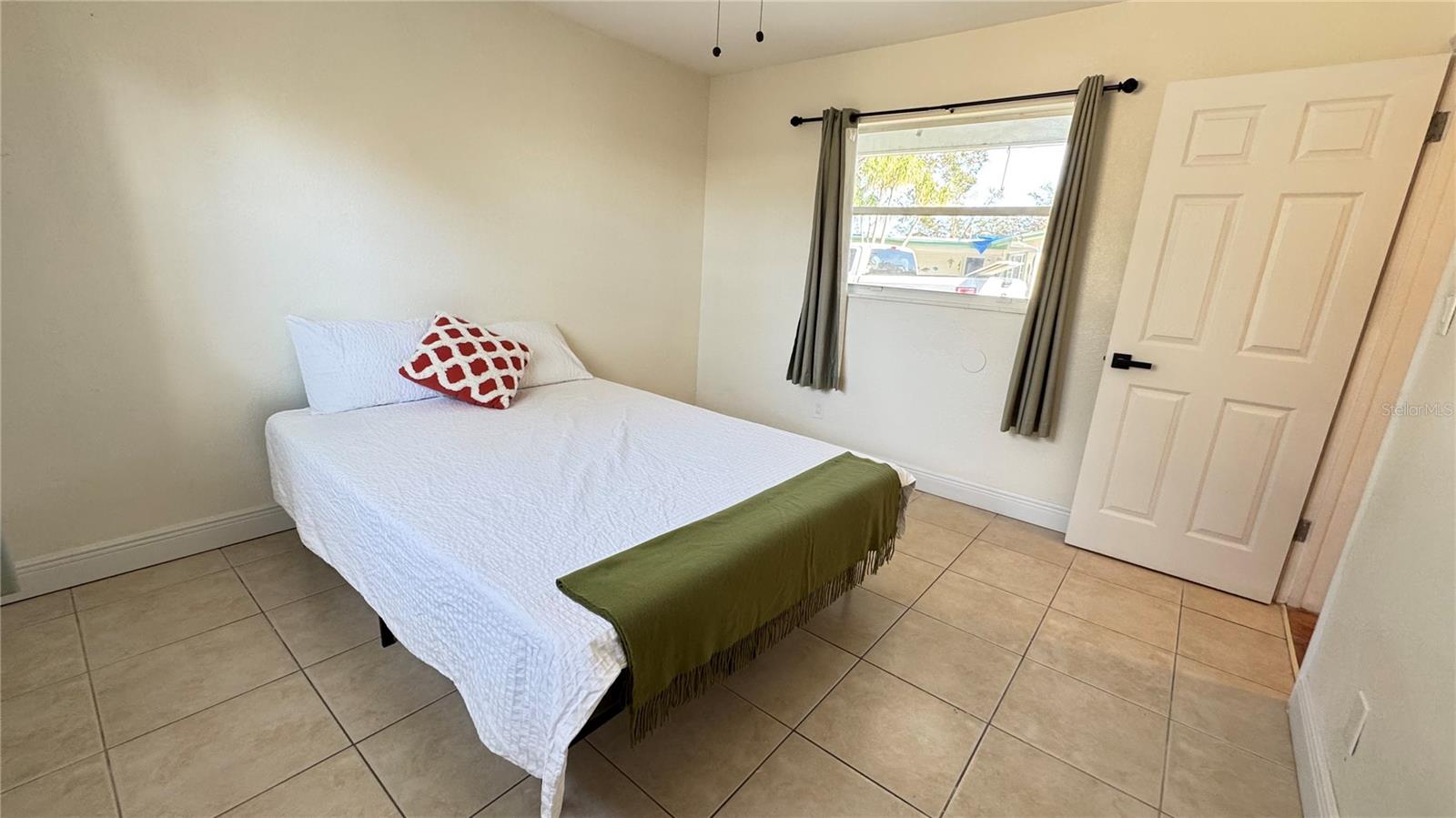 BLOSSOM LAKE VILLAGE SEC 4 - Residential Lease