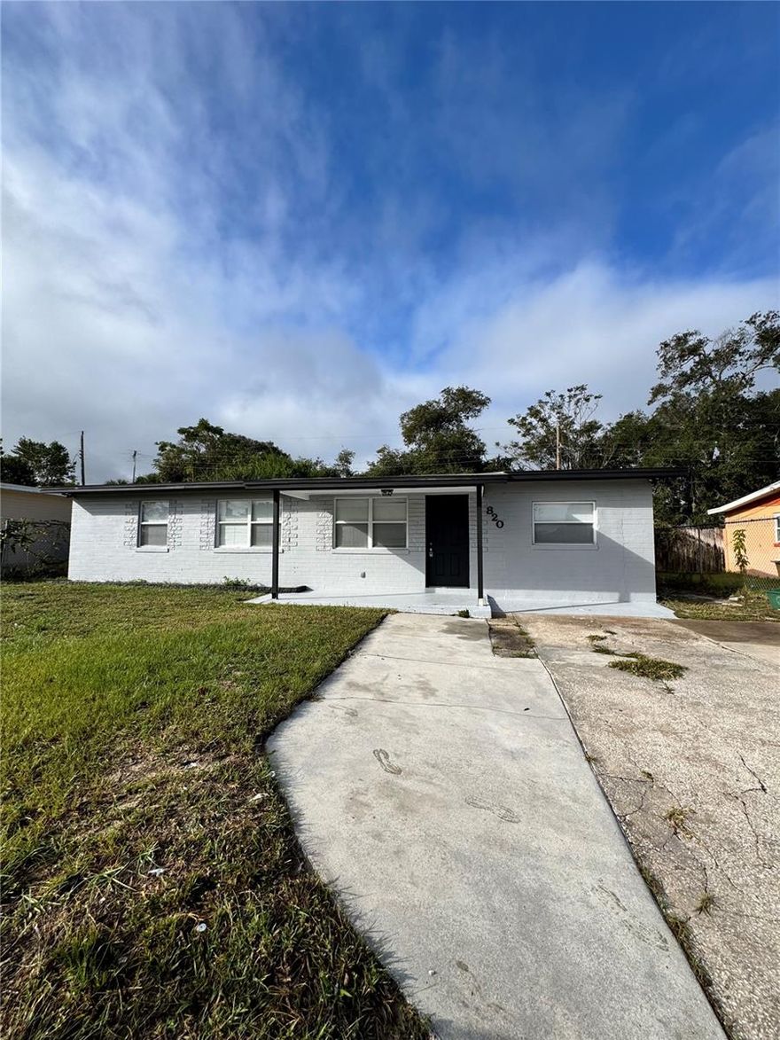 A fully renovated gem in the heart of Daytona Beach.    This beautifully updated 3-bedroom, 1-bathroom home sits on a spacious lot and showcases a thoughtful blend of style and comfort. Inside, you'll find tile flooring and a fully remodeled kitchen featuring new cabinetry, sleek countertops, and a stylish backsplash—perfect for everyday living and entertaining.    The bathroom have been completely updated and ensures year-round comfort and long-term peace of mind.  Don’t miss your opportunity to own a move-in-ready home in one of Central Florida’s growing communities — schedule your private showing today!
