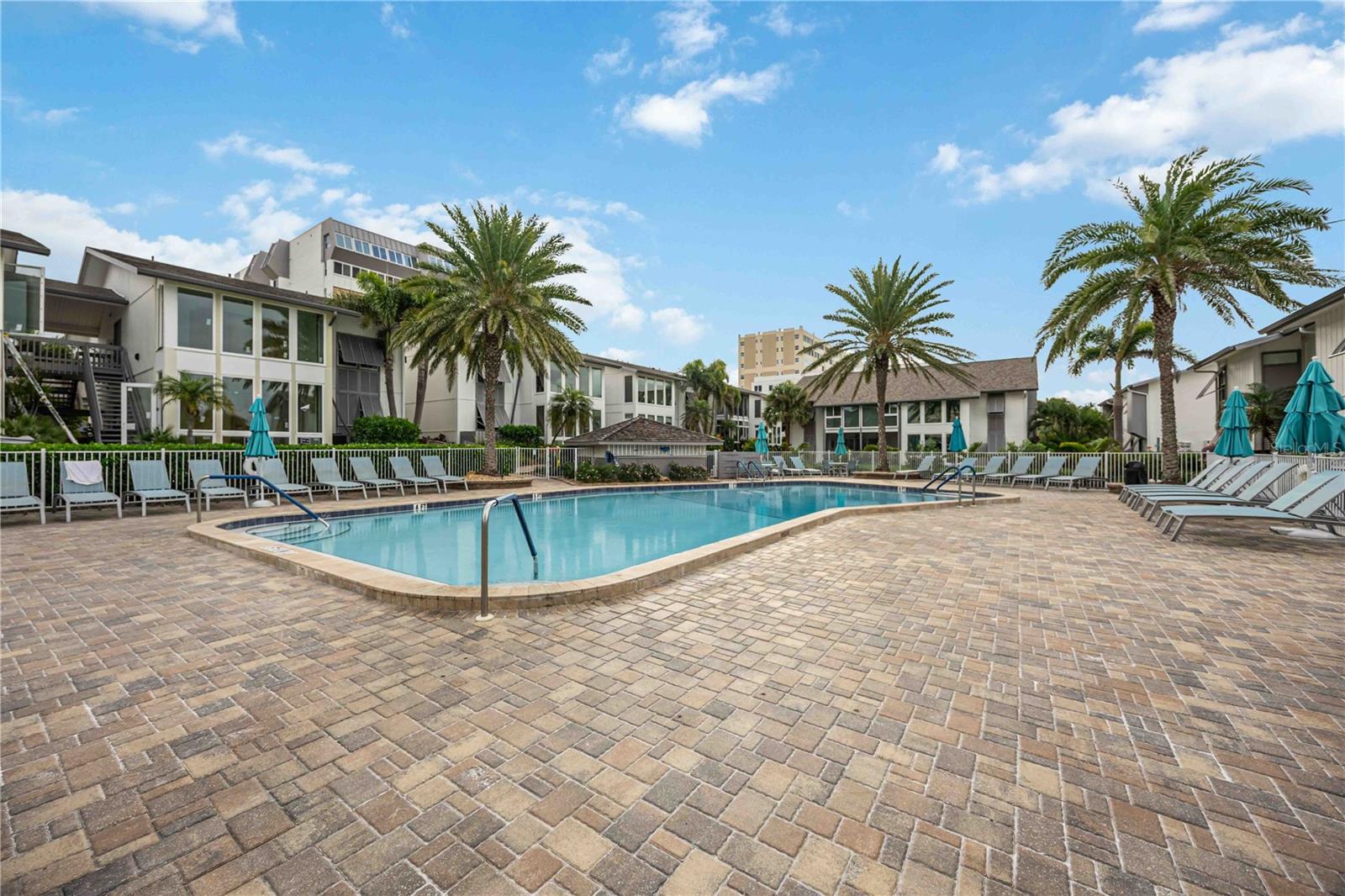 PEPPERTREE BAY III - Residential