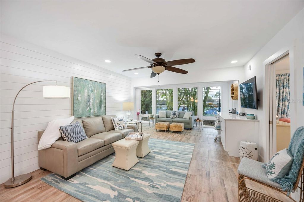 Photo of 1166 W Peppertree Drive #112D, Sarasota, FL 34242 (MLS # A4678257)