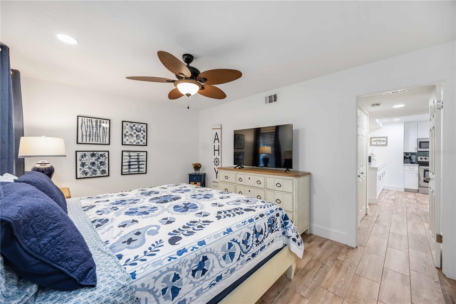 PEPPERTREE BAY III - Residential