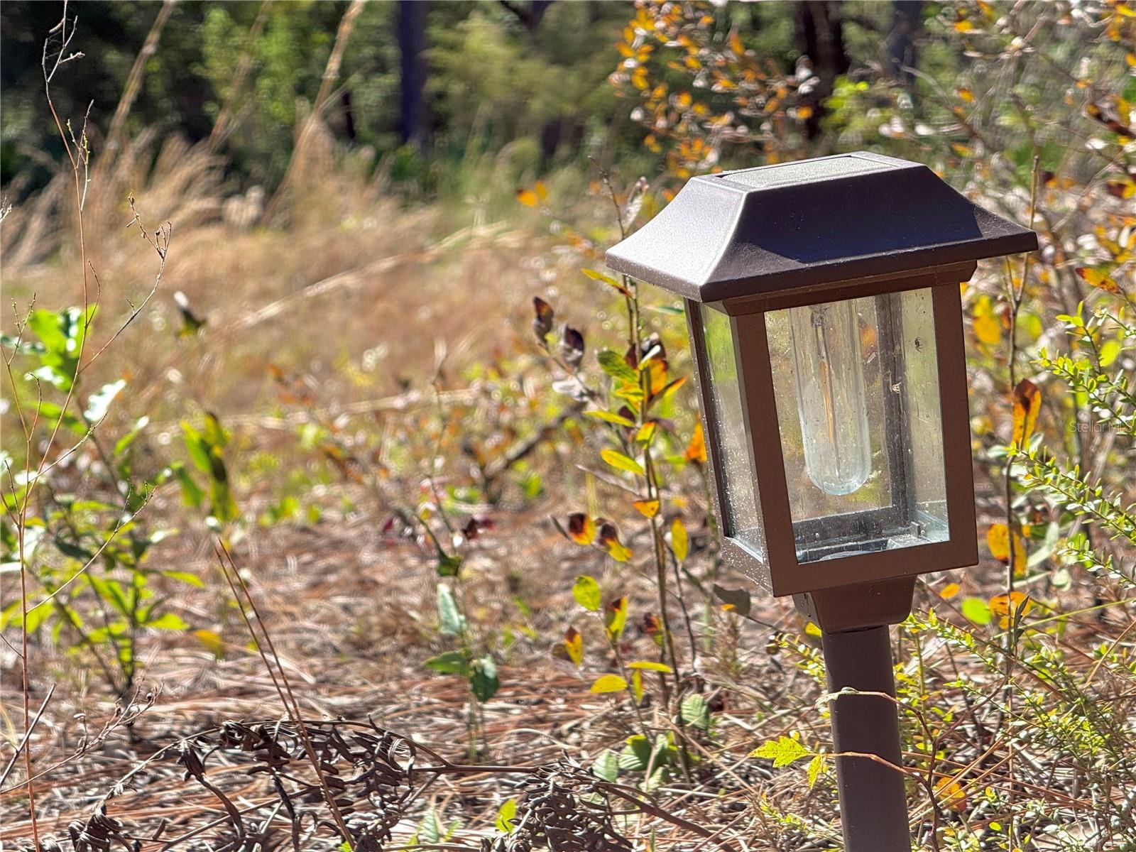 A & A ESTATES - Land