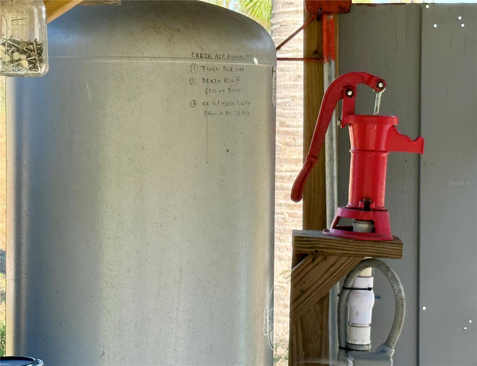 A & A ESTATES - Land