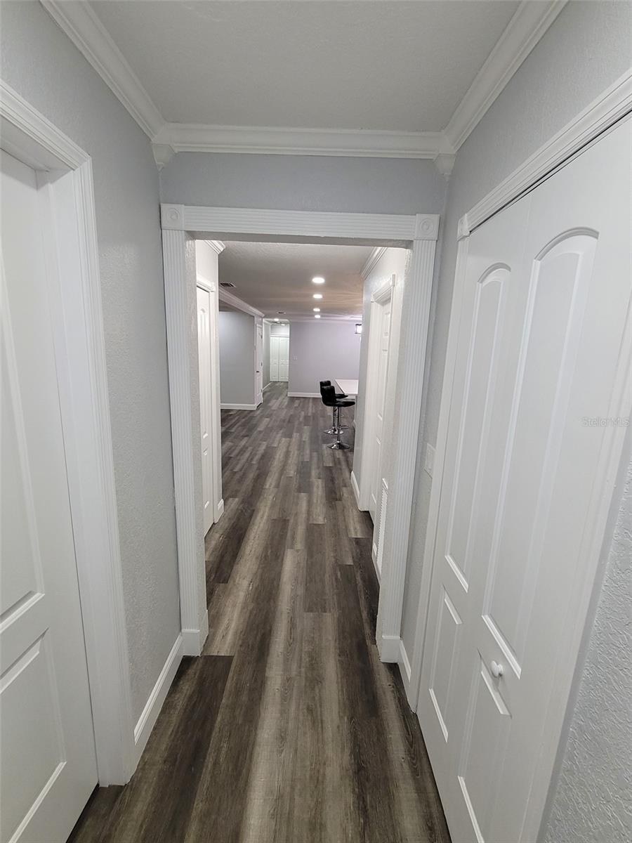 OAKREST - Residential