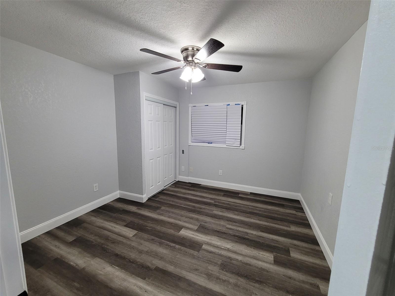 OAKREST - Residential