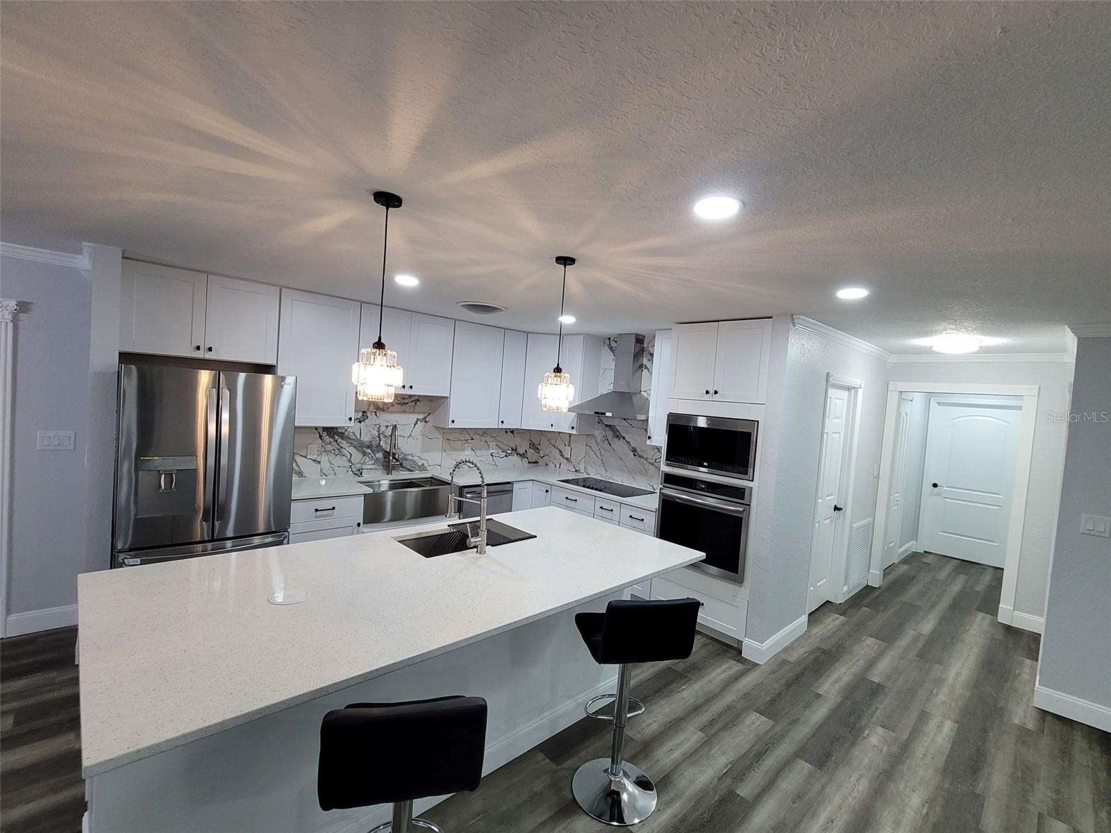 OAKREST - Residential