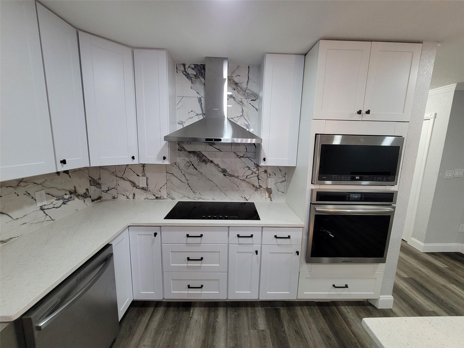 OAKREST - Residential