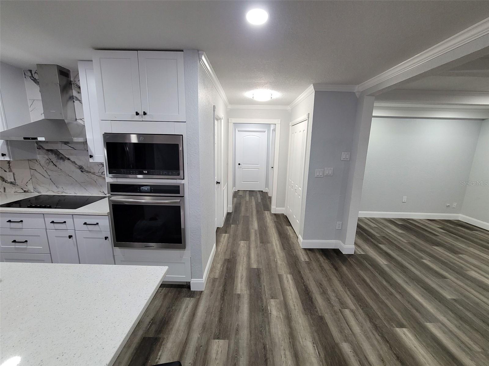 OAKREST - Residential