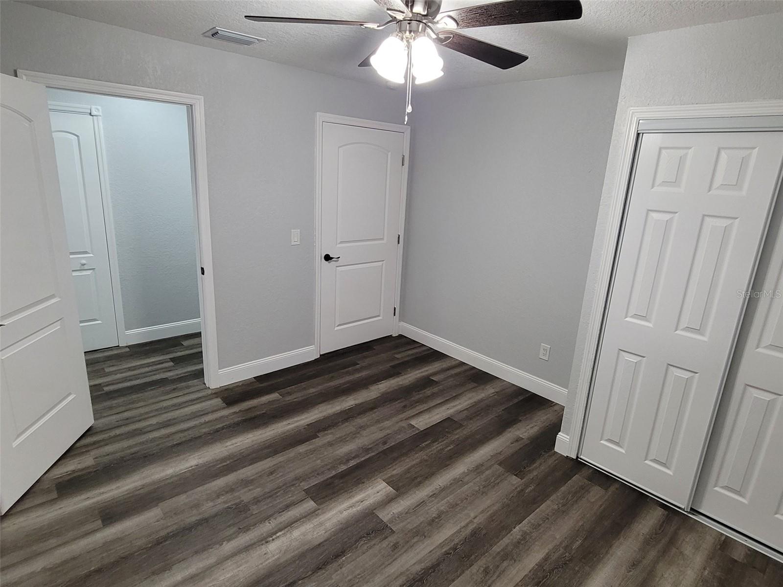 OAKREST - Residential