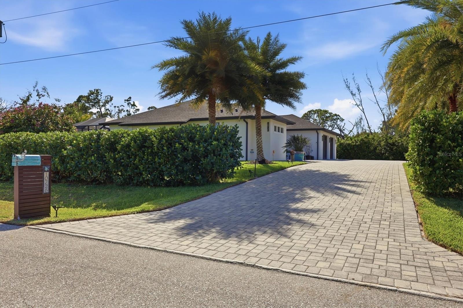 PORT CHARLOTTE SEC 94 01 - Residential