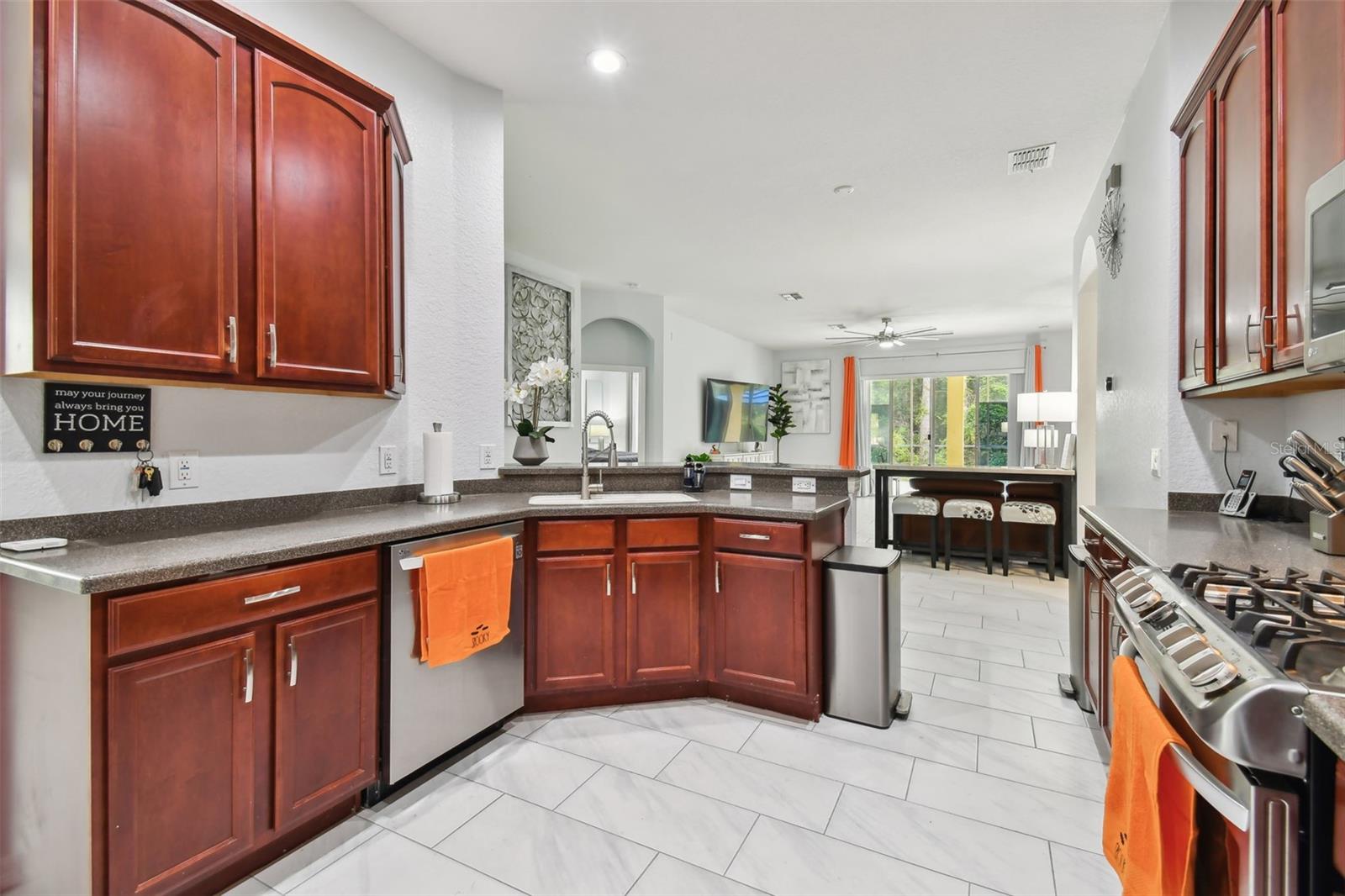 LIVE OAK PRESERVE PH 2A-VILLAG - Residential