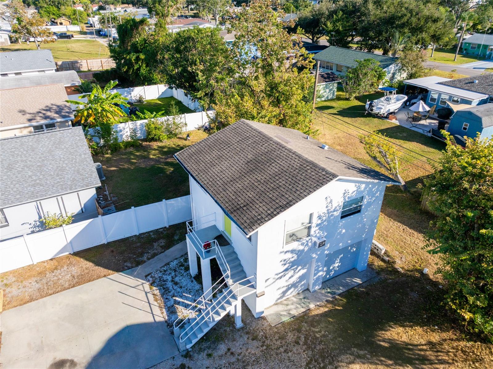 CRESTMONT - Residential Lease