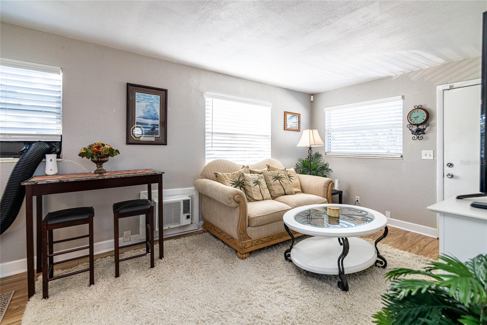 CRESTMONT - Residential Lease