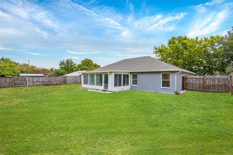 Tiny photo for 148 Country Lakes Circle, Groveland, FL 34736 (MLS # G5114551)