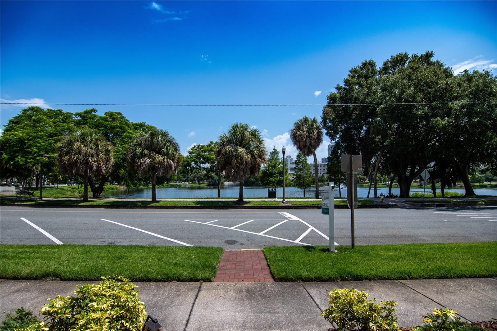 CHADWICKS RESUB - Commercial Sale