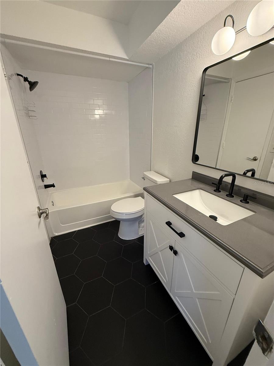 RESIDENCES/MILLENIA - Residential