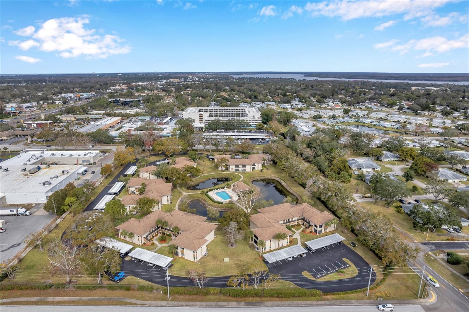 LANDINGS CONDO THE - Residential