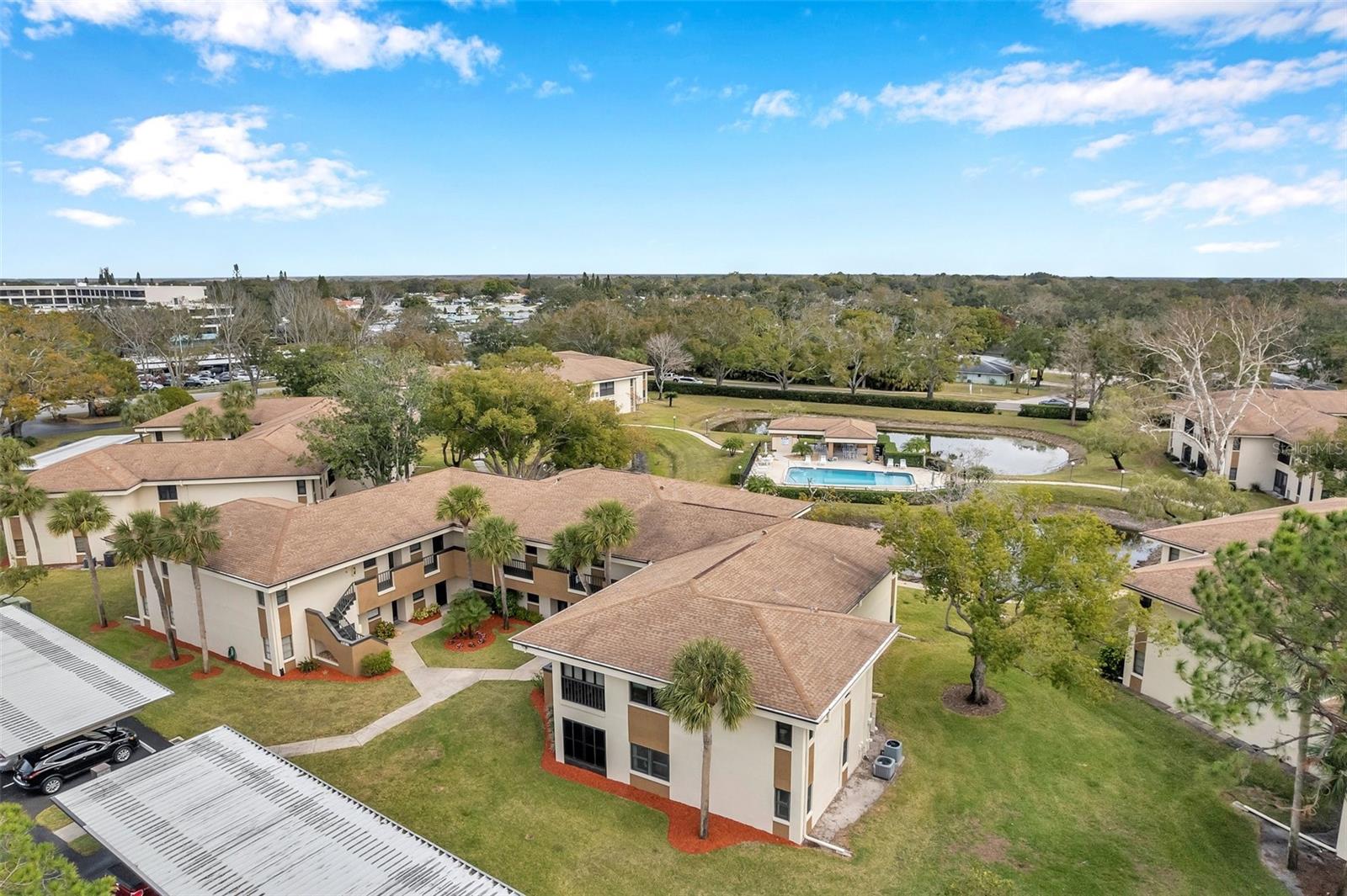 LANDINGS CONDO THE - Residential