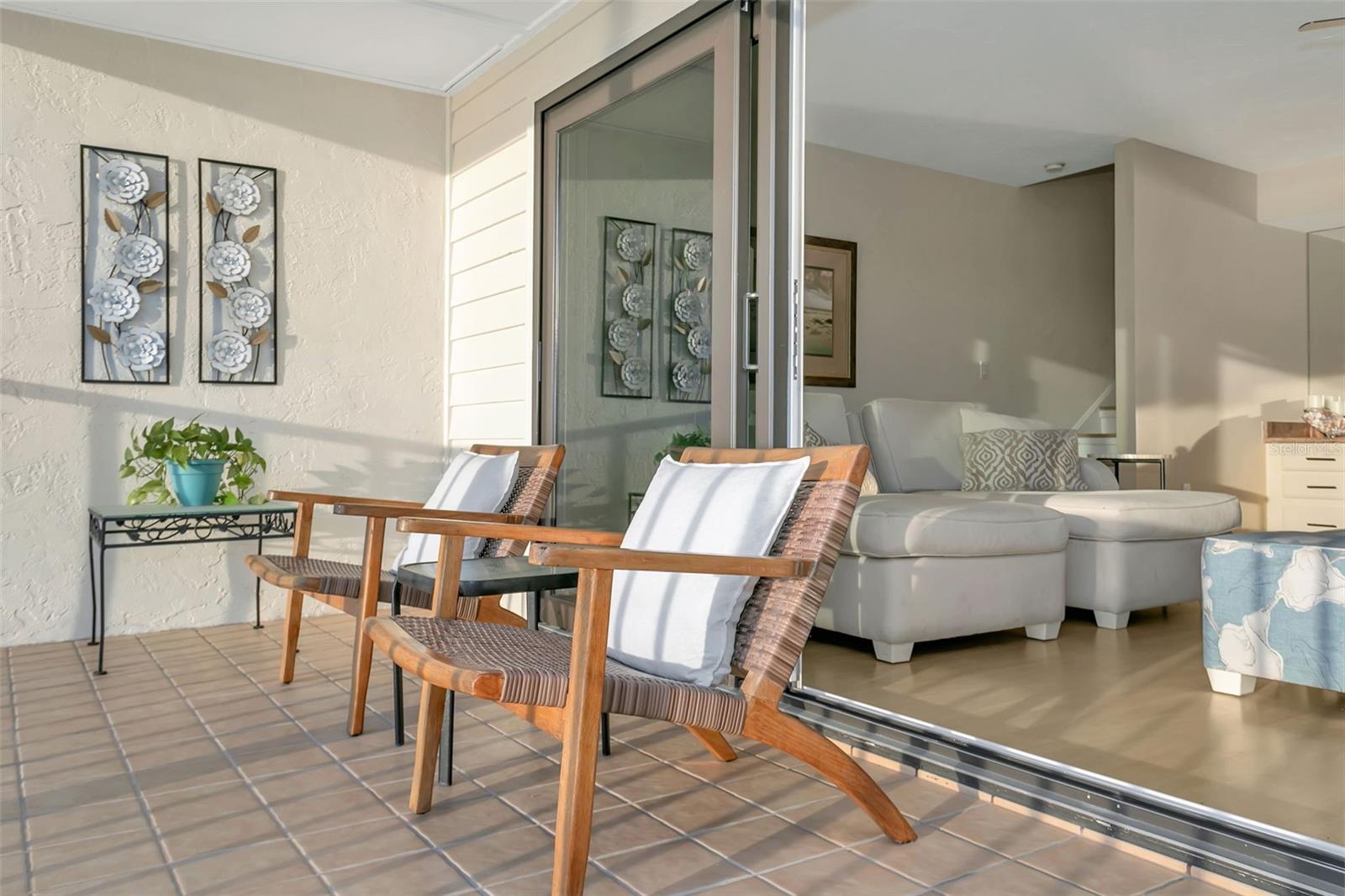 TURTLE COVE - Residential