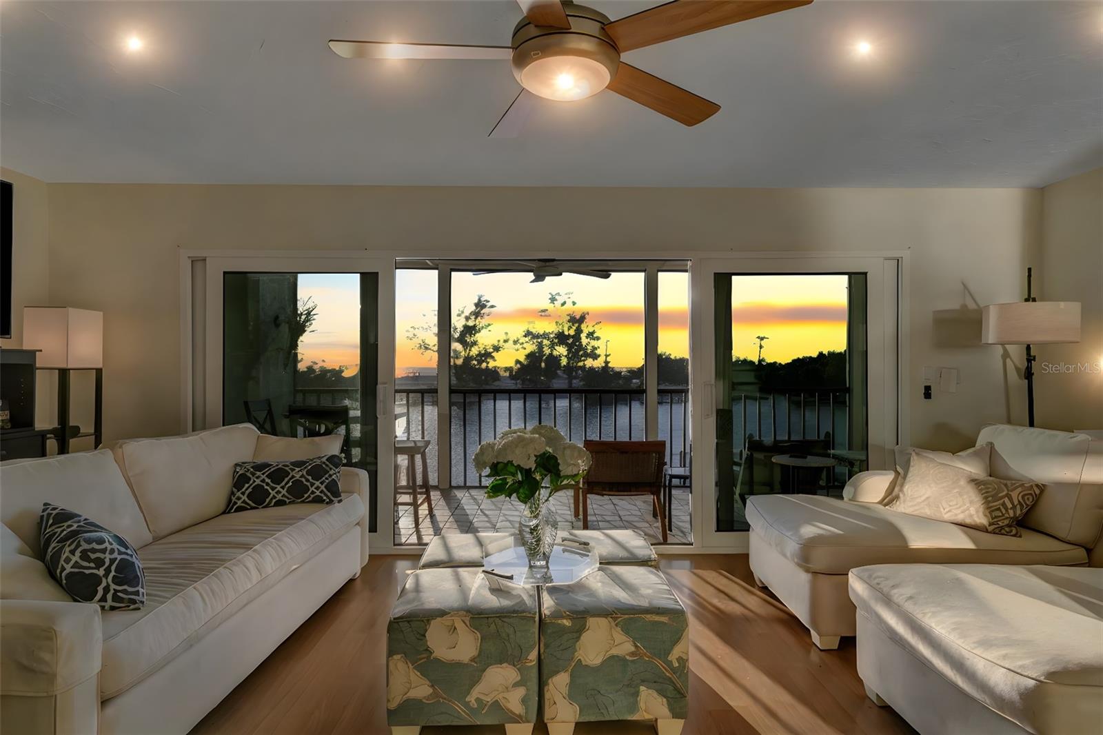 TURTLE COVE - Residential