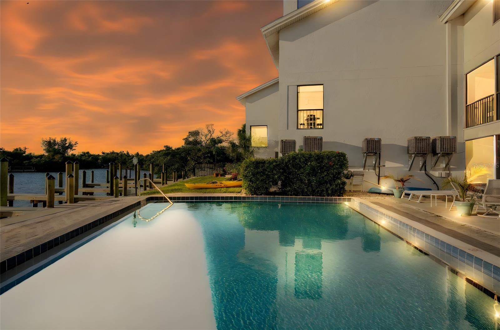 TURTLE COVE - Residential