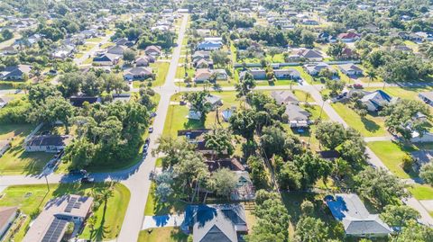 A home in PORT CHARLOTTE