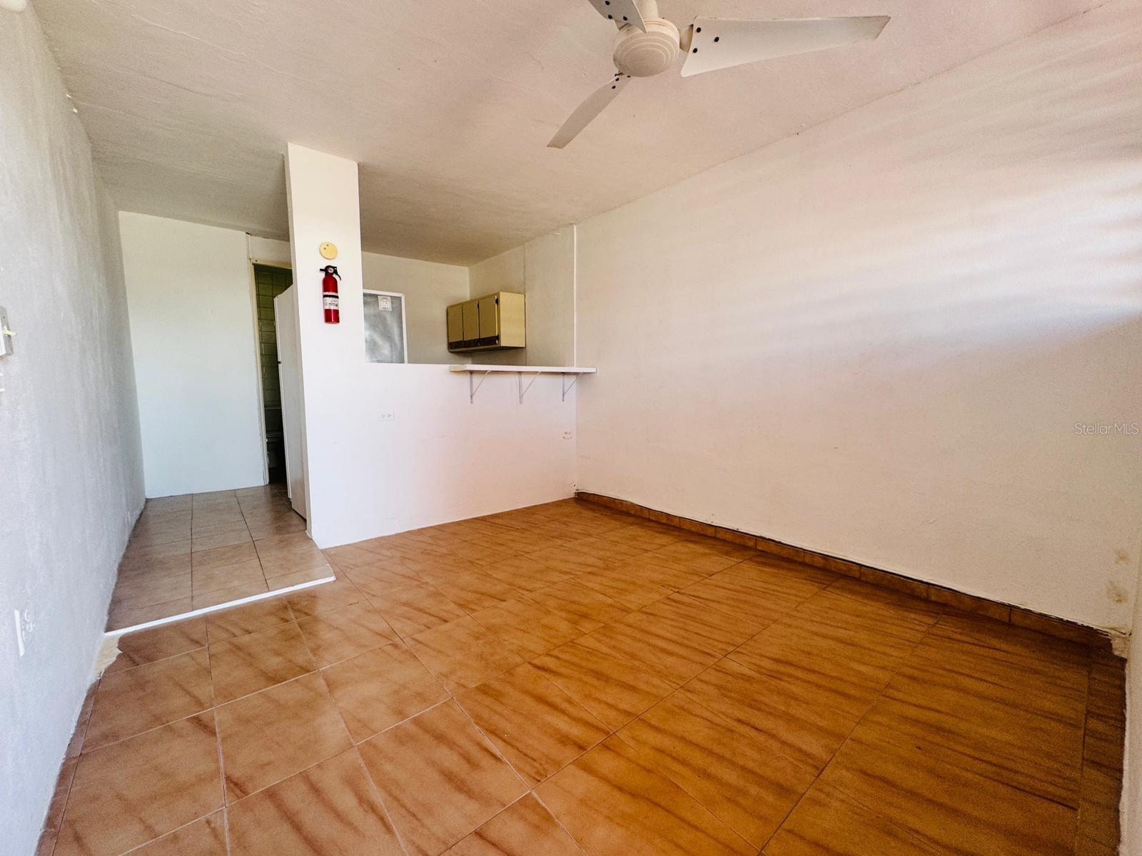 URB. VILLA LAS MERCEDES CALLE 2 #C-1