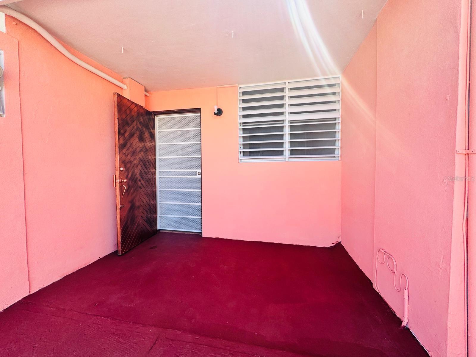 URB. VILLA LAS MERCEDES CALLE 2 #C-1