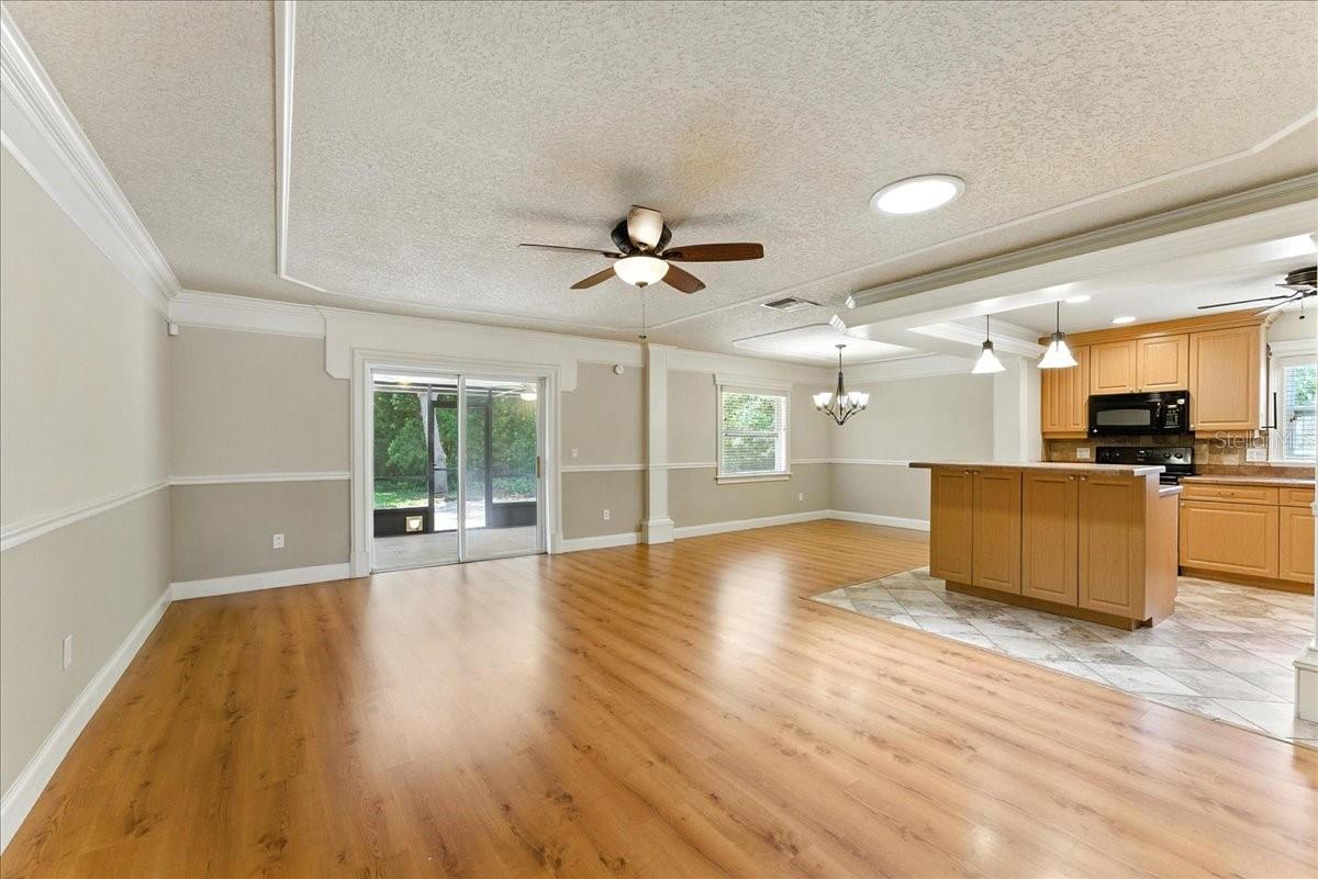 1067 CHOKECHERRY DRIVE