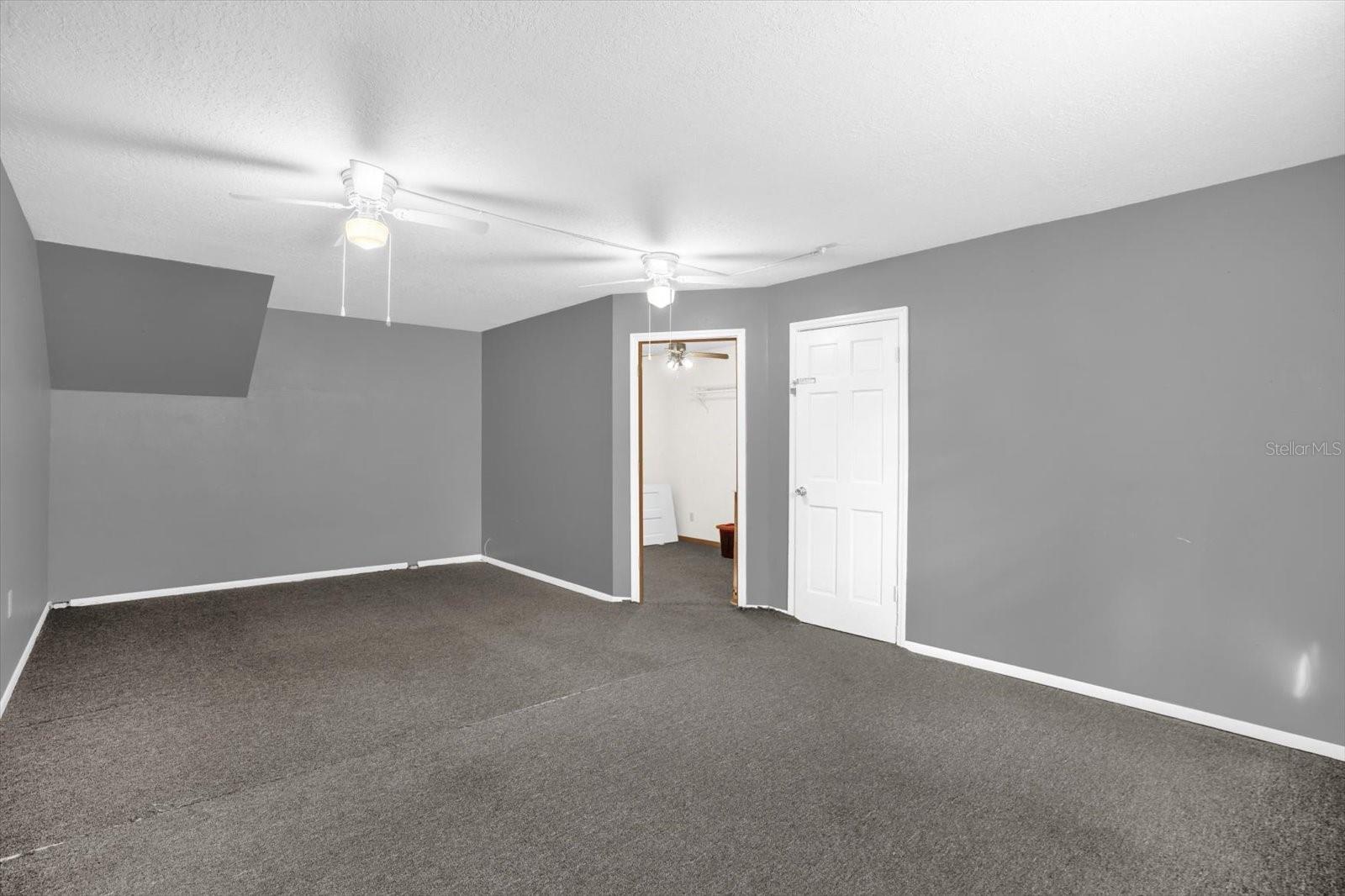 VALENCIA TERRACE - Residential