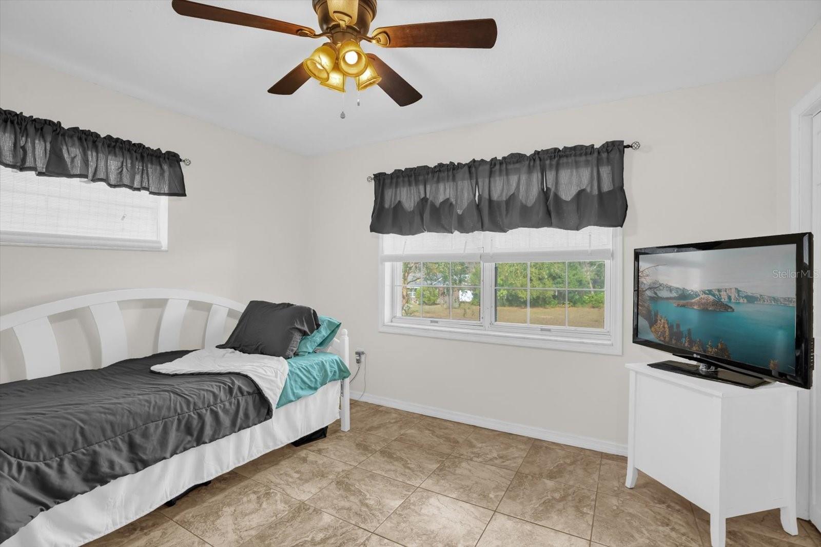 VALENCIA TERRACE - Residential