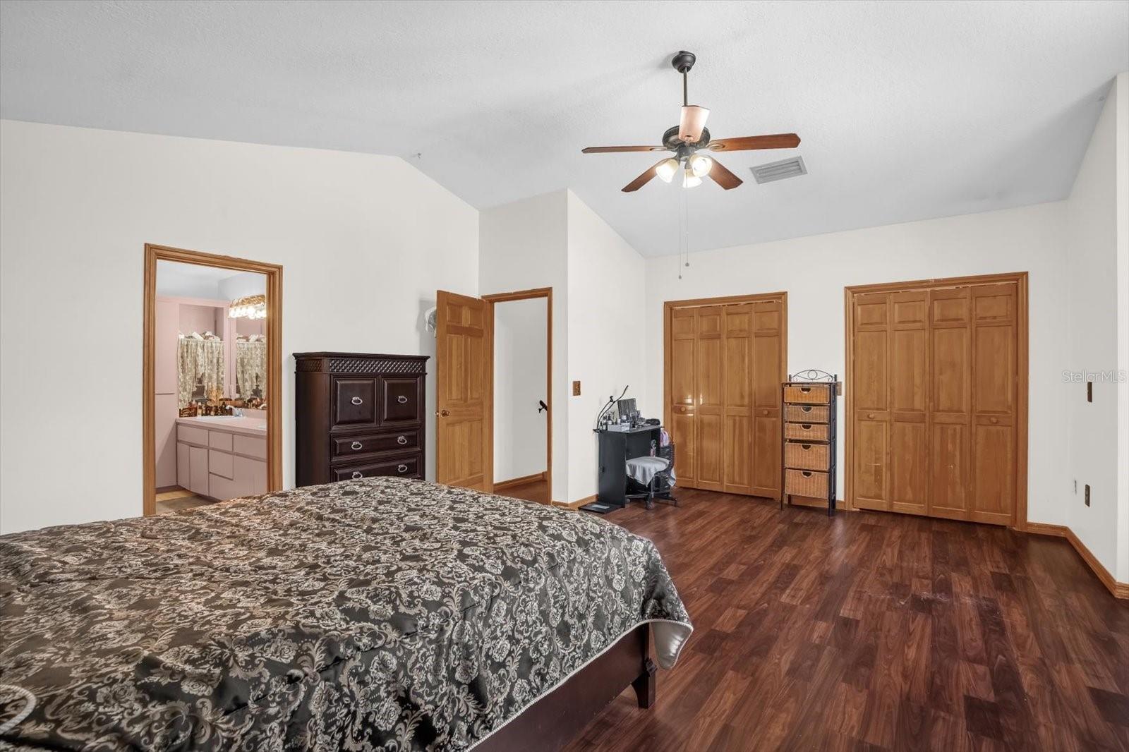 VALENCIA TERRACE - Residential