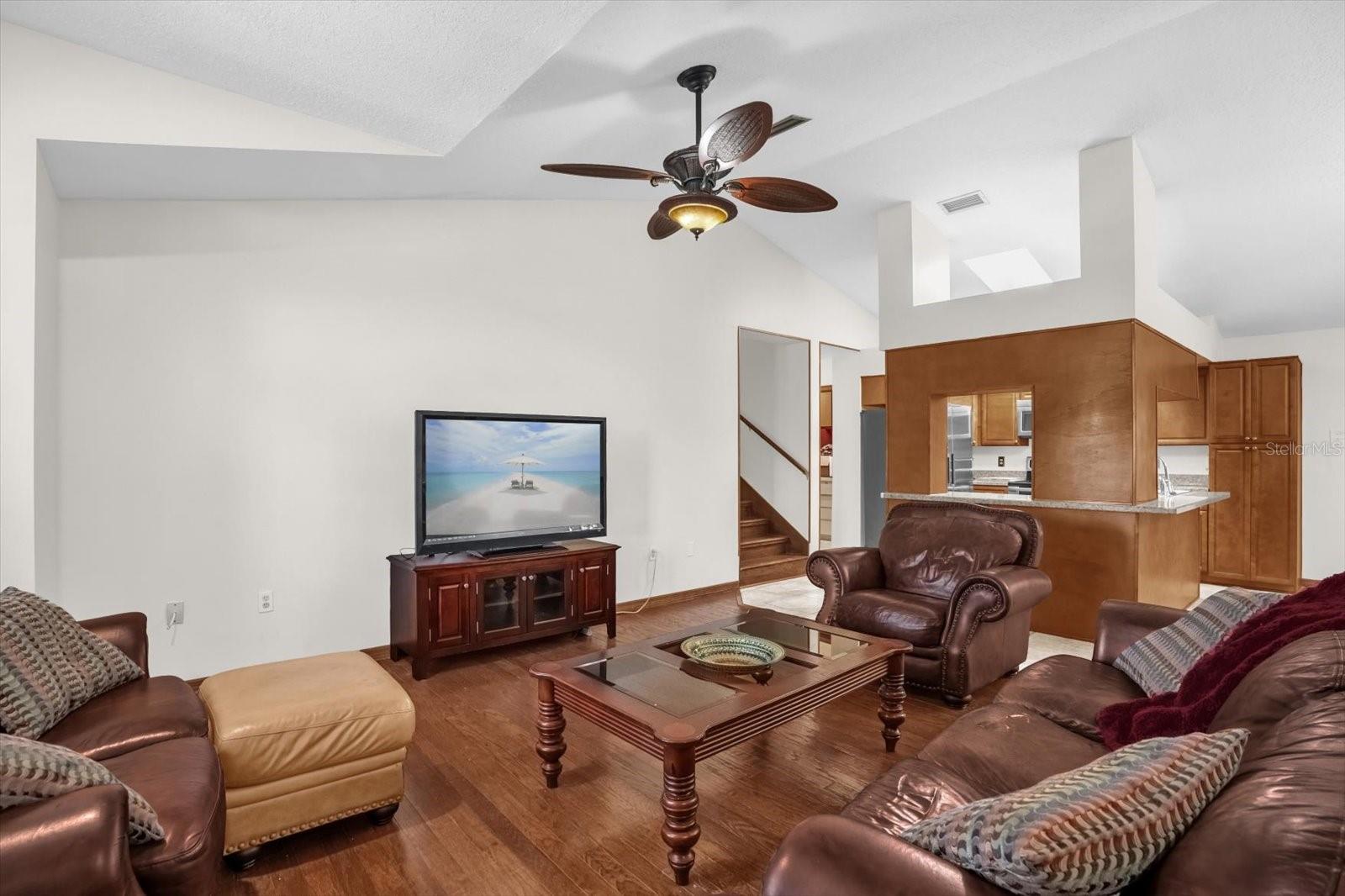 VALENCIA TERRACE - Residential