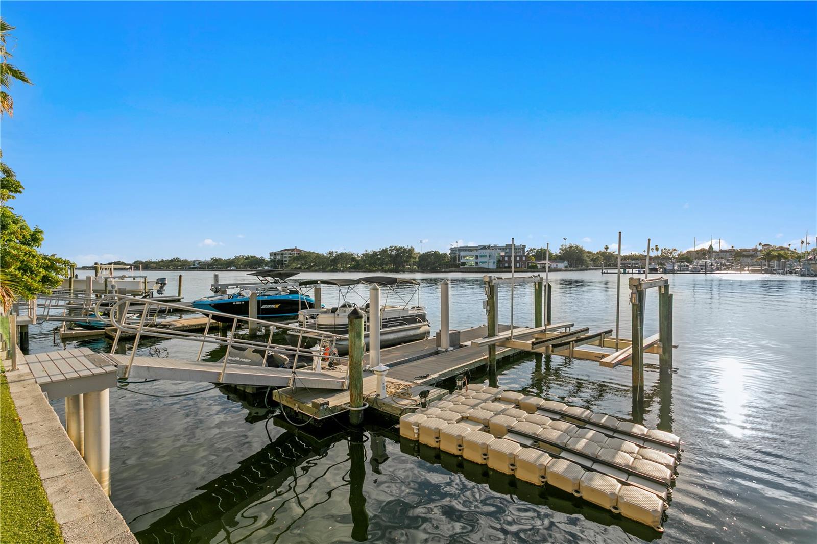 PORT ROYAL AT HARBOUR ISLAND P - Residential