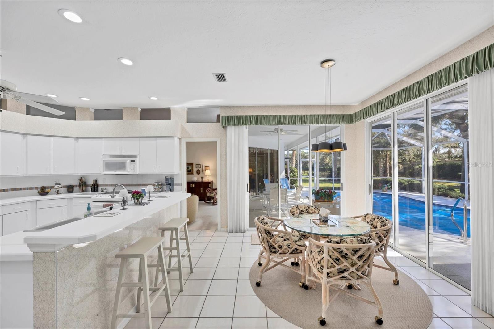 DEER CREEK - Residential