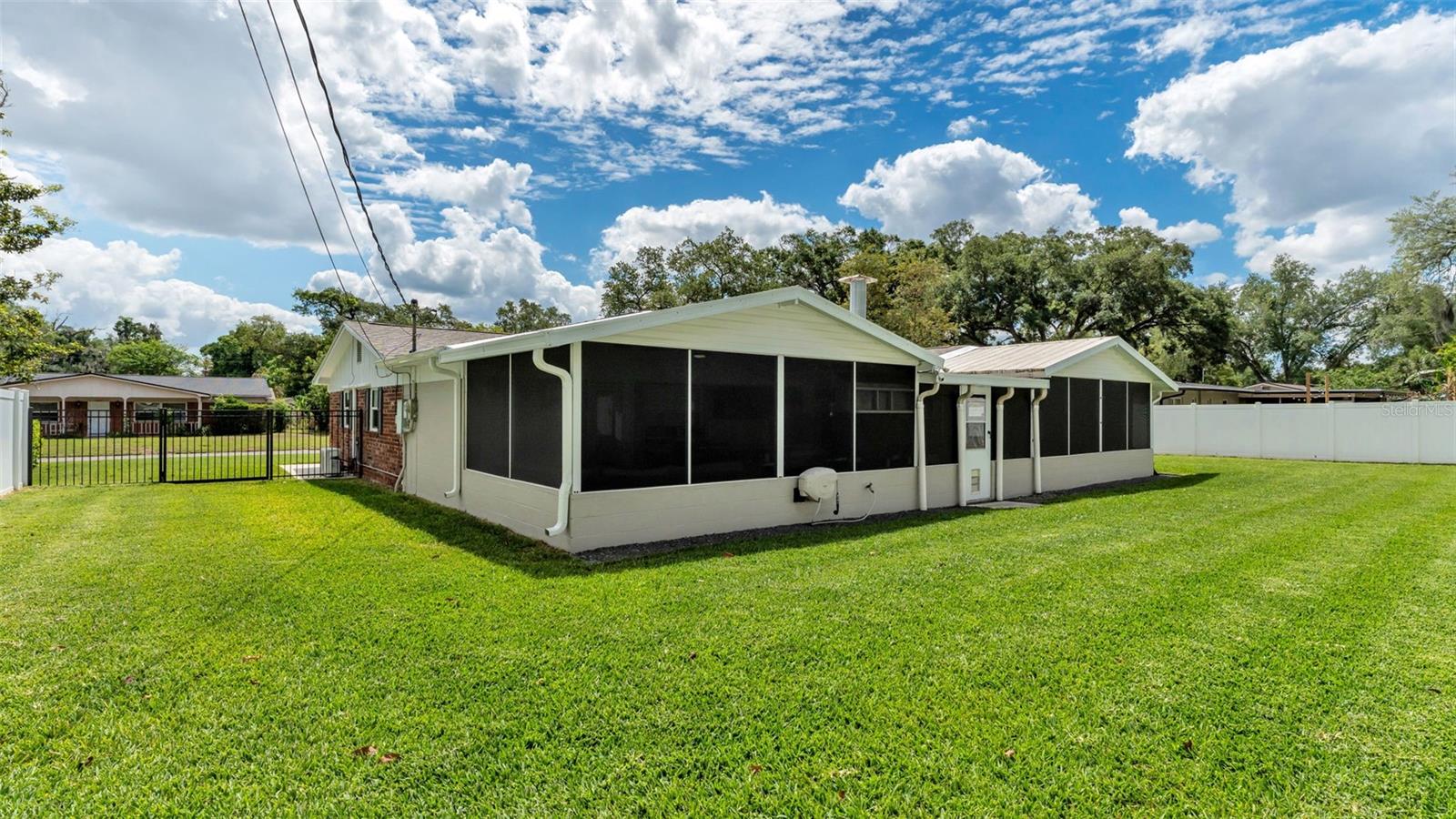 SUNSHINE ACRES - Residential