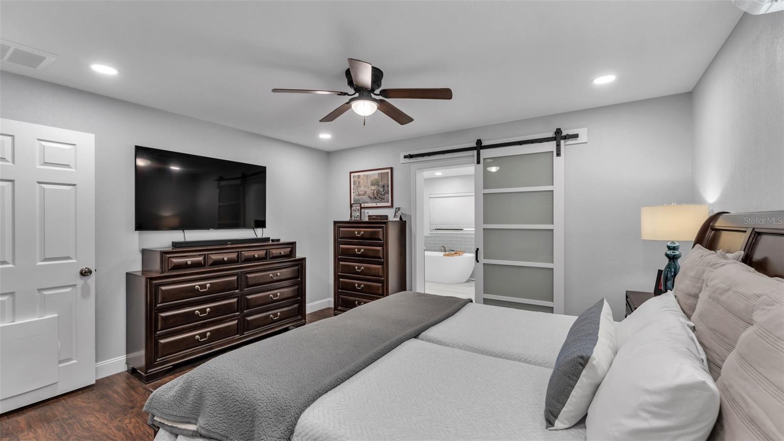 SUNSHINE ACRES - Residential