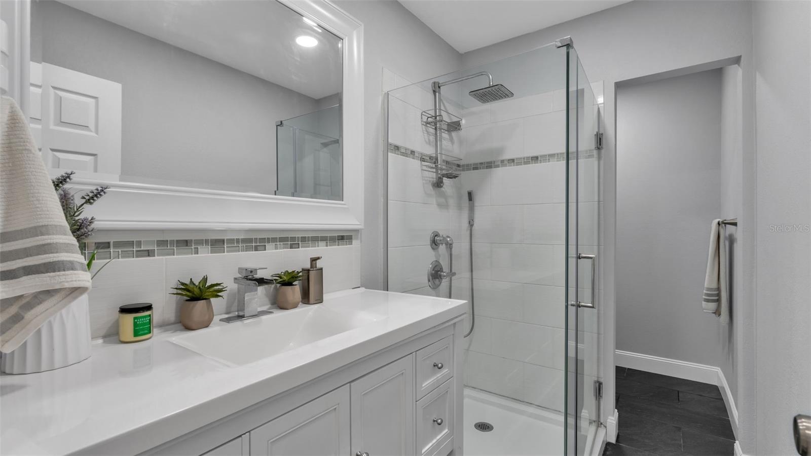 SUNSHINE ACRES - Residential