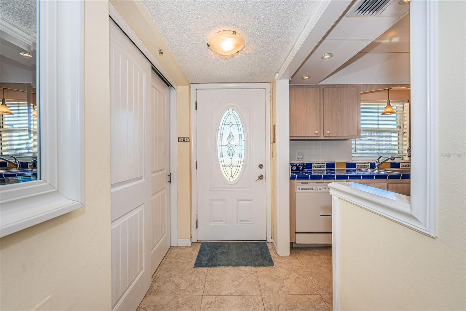 LEXINGTON TOWERS CONDO - Residential