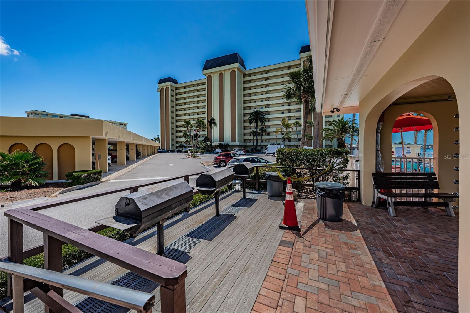LEXINGTON TOWERS CONDO - Residential