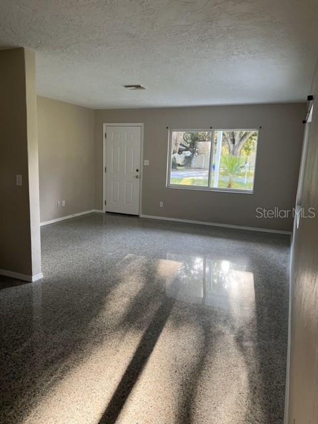 Photo of 514 Ponder Ave, Sarasota, FL 34232 (MLS # A4671781)