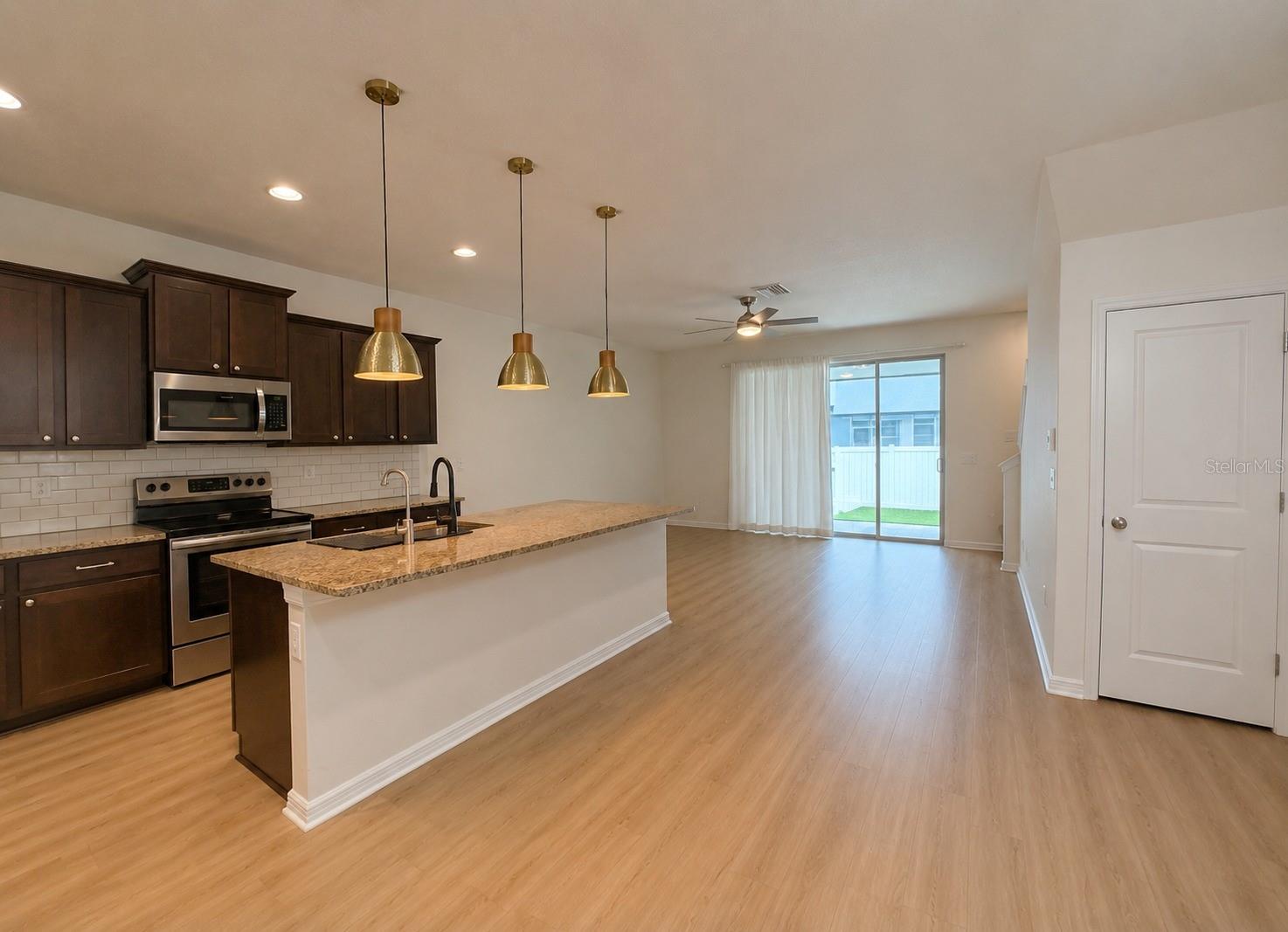 8653 PALMER PARK CIRCLE