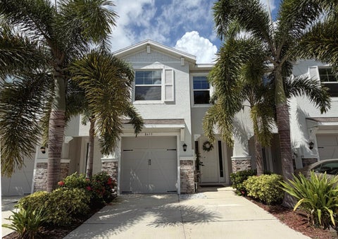 Photo of 8653 Palmer Park Circle, Sarasota, FL 34238 (MLS # A4705239)