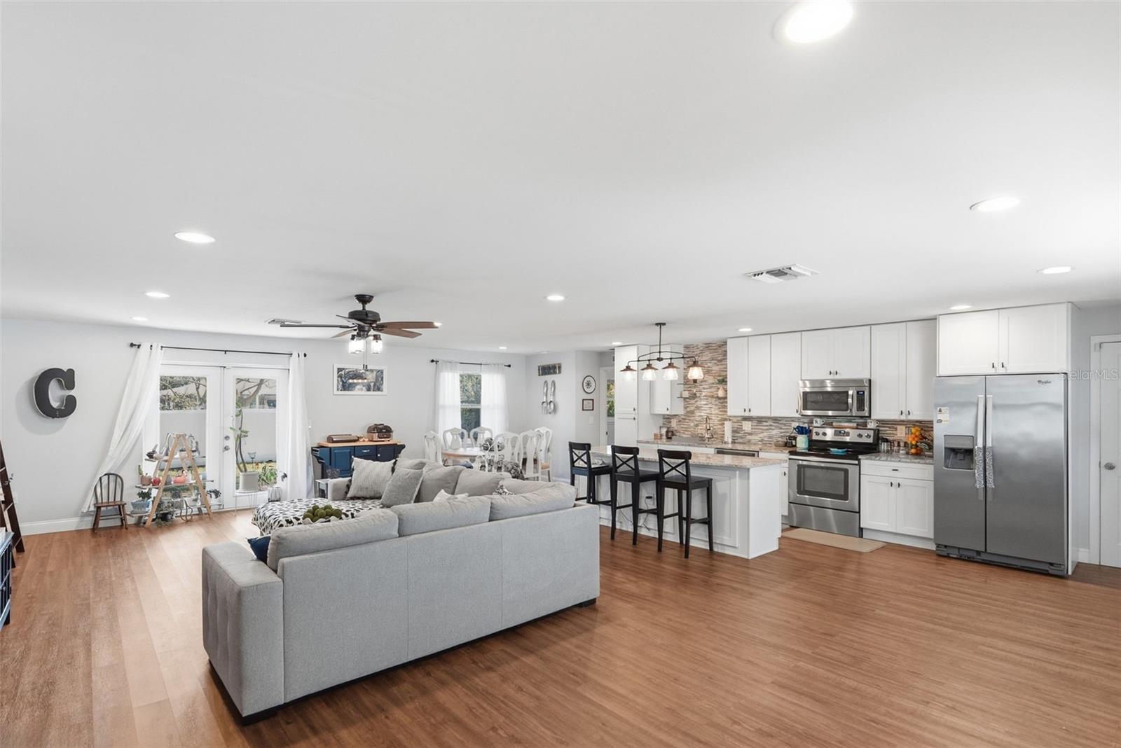 WOODRIDGE ESTATES - Residential