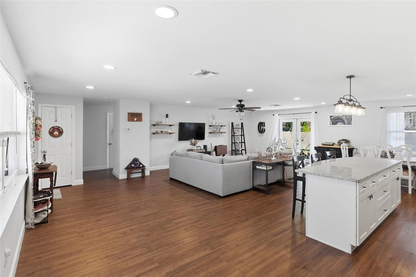 WOODRIDGE ESTATES - Residential