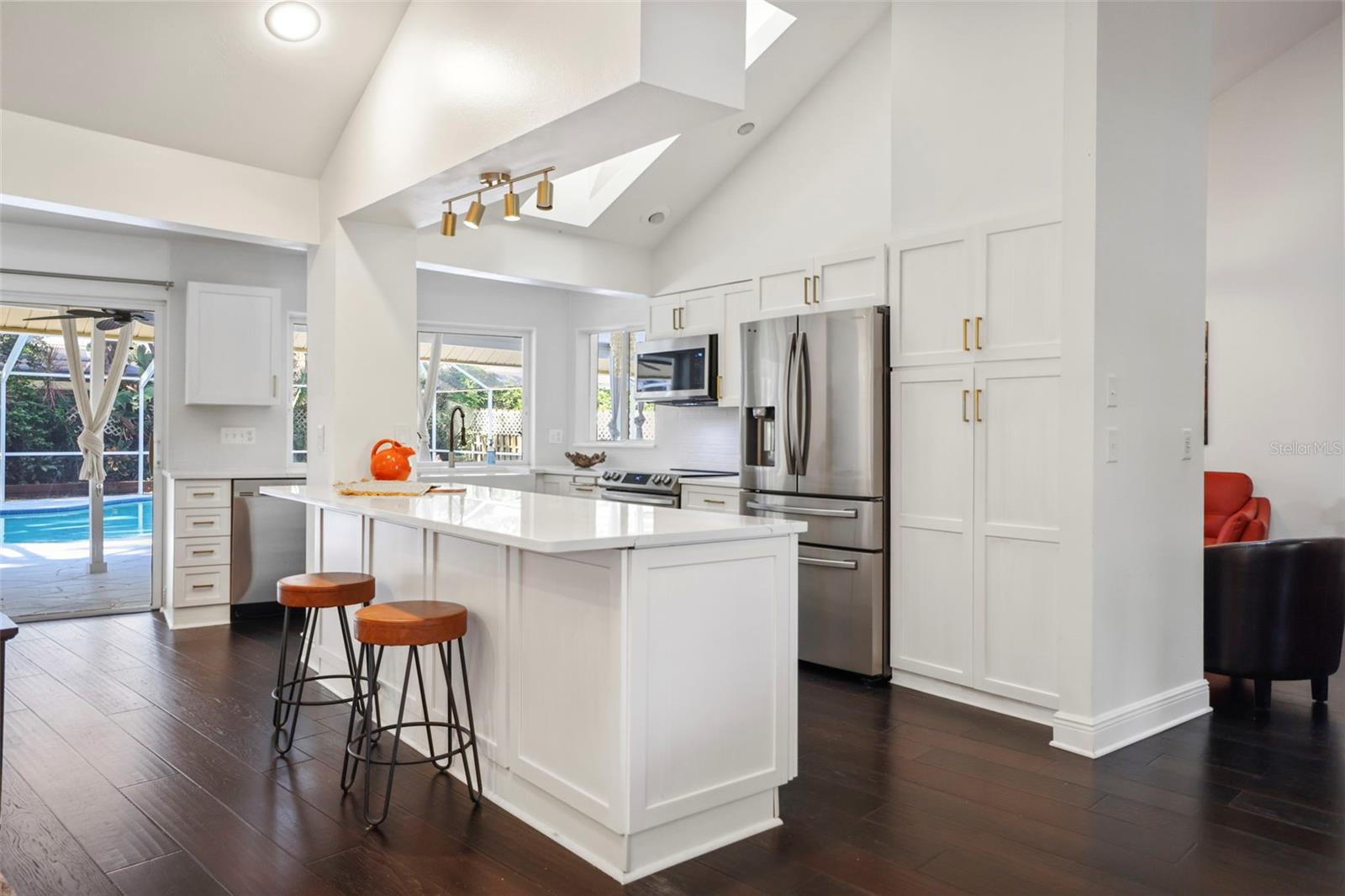 1734 PINE CREEK COURT