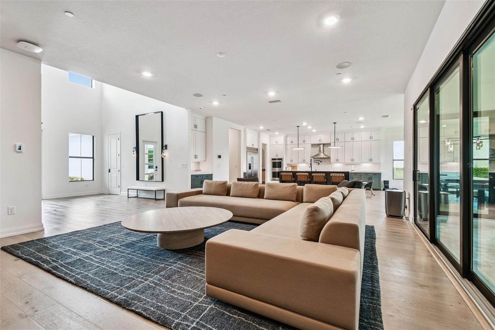 LIVINGSTON GROVE - Residential