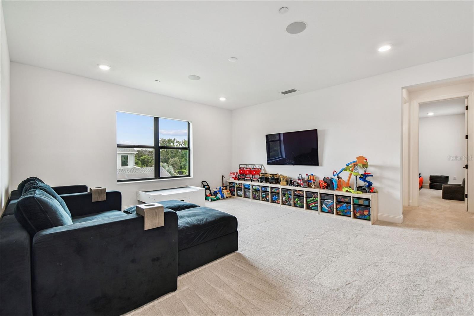 LIVINGSTON GROVE - Residential