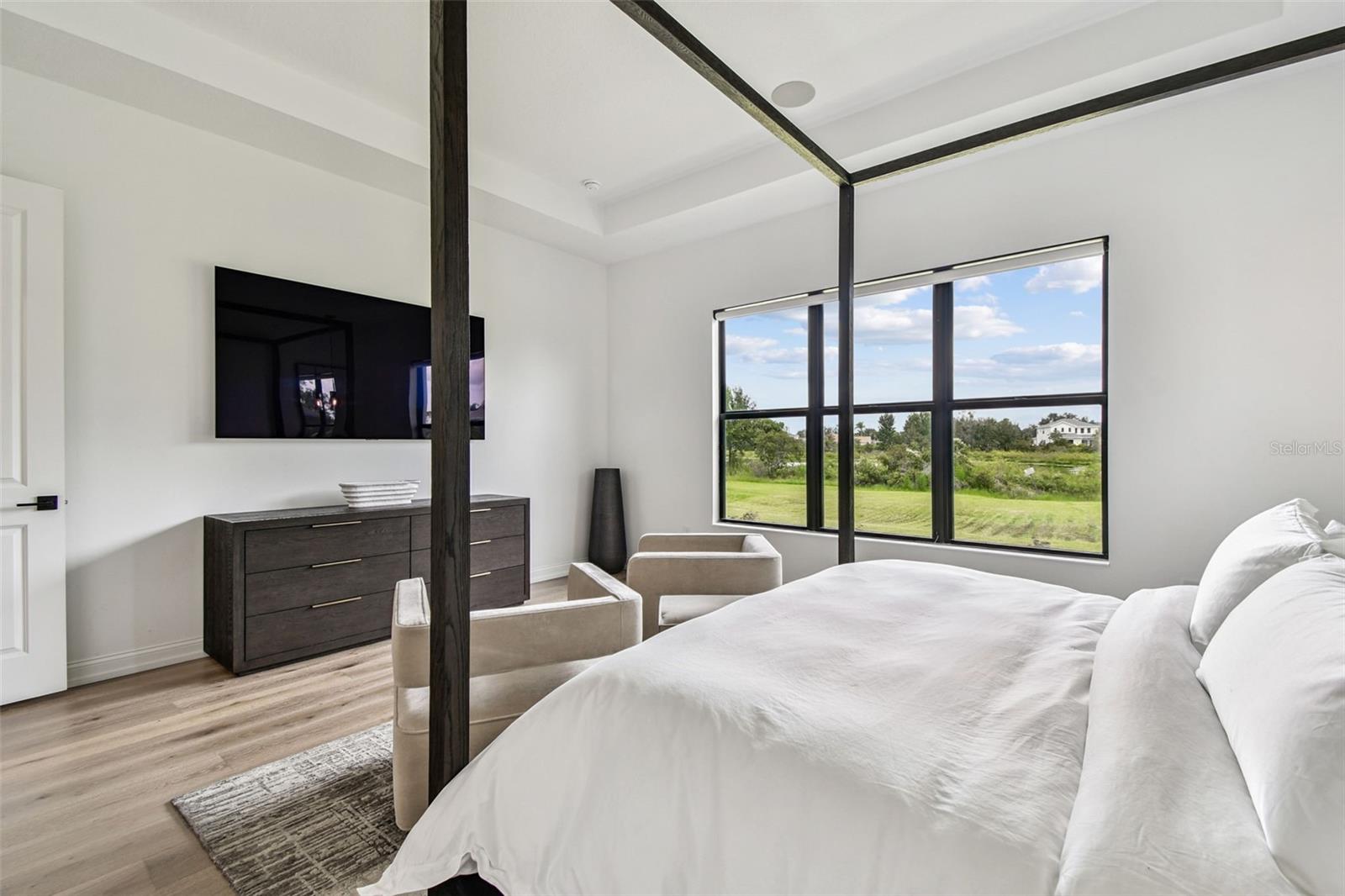 LIVINGSTON GROVE - Residential
