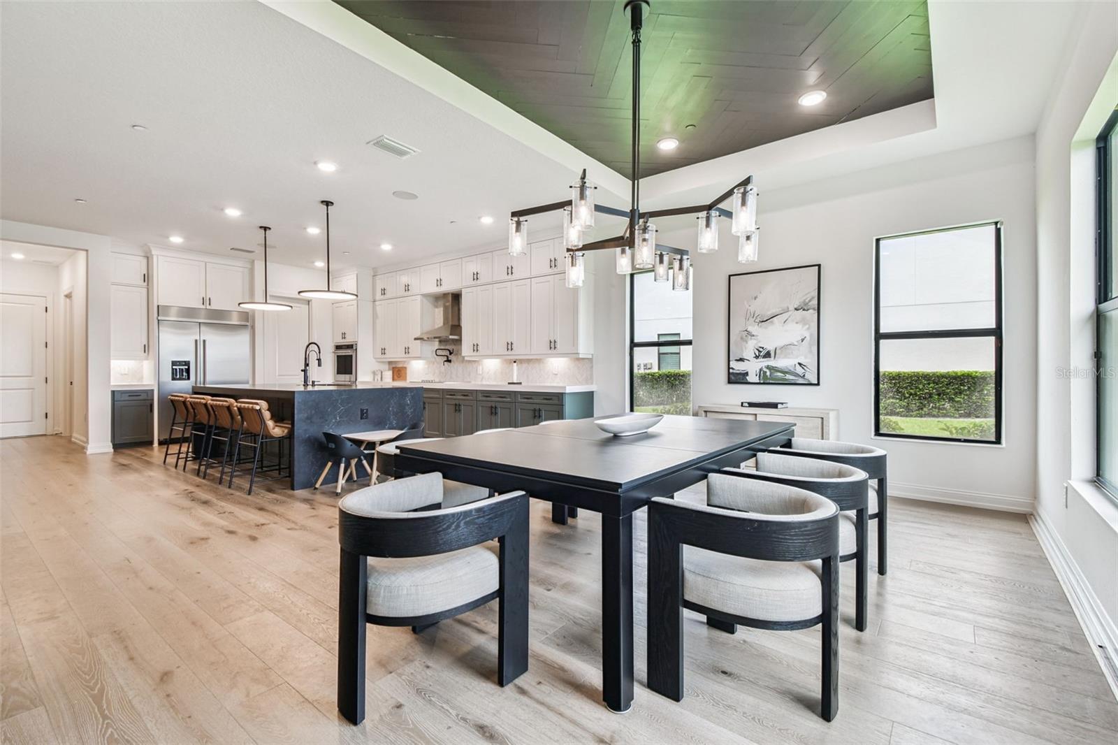LIVINGSTON GROVE - Residential